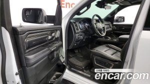 Dodge Ram Pick Up 5.7 2021 года из Южной Кореи
