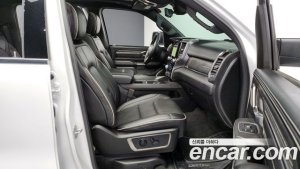 Dodge Ram Pick Up 5.7 2021 года из Южной Кореи