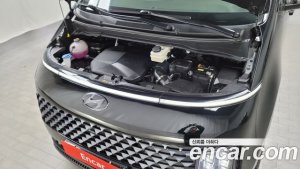 Hyundai Staria 4WD Lounge 9-Seater 2022 года из Южной Кореи
