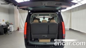 Hyundai Staria 4WD Lounge 9-Seater 2022 года из Южной Кореи