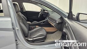 Hyundai AVANTE 1.6 2021 года из Южной Кореи