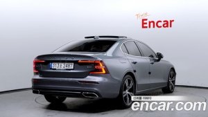 Volvo S60 B5 Inscription 2021 года из Южной Кореи
