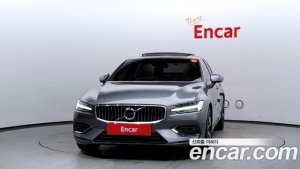 Volvo S60 B5 Inscription 2021 года из Южной Кореи