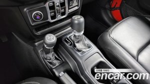 Jeep Wrangler 2.0 Overland 4Door 2021 года из Южной Кореи