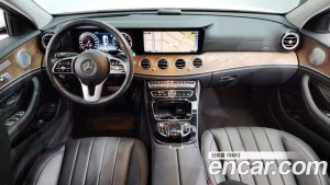Mercedes-Benz E-Class E300 4MATIC Exclusive 2020 года из Южной Кореи