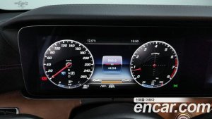 Mercedes-Benz E-Class E300 4MATIC Exclusive 2020 года из Южной Кореи