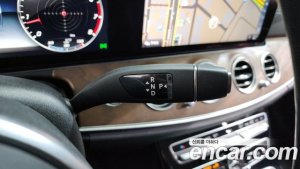 Mercedes-Benz E-Class E300 4MATIC Exclusive 2020 года из Южной Кореи