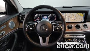 Mercedes-Benz E-Class E300 4MATIC Exclusive 2020 года из Южной Кореи