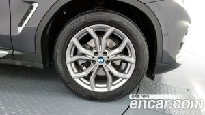 BMW X4 xDrive20d xLine 2020 года из Южной Кореи