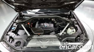BMW X4 xDrive20d xLine 2020 года из Южной Кореи