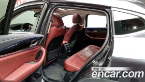 BMW X4 xDrive20d xLine 2020 года из Южной Кореи