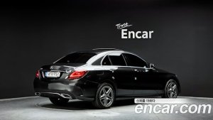 Mercedes-Benz C-Class C200 AMG Line 2021 года из Южной Кореи