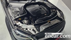 Mercedes-Benz C-Class C200 AMG Line 2021 года из Южной Кореи