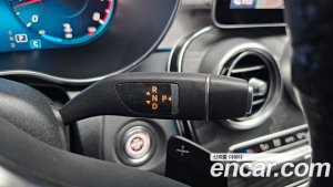 Mercedes-Benz C-Class C200 AMG Line 2021 года из Южной Кореи