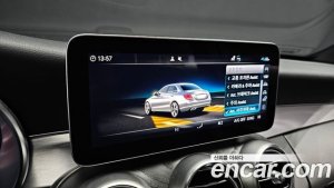 Mercedes-Benz C-Class C200 AMG Line 2021 года из Южной Кореи