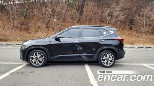 Kia Seltos Бензин 1.6 Turbo 2WD 2022 года из Южной Кореи