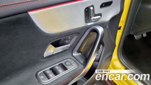 Mercedes-Benz CLA-Class CLA250 4MATIC 2020 года из Южной Кореи