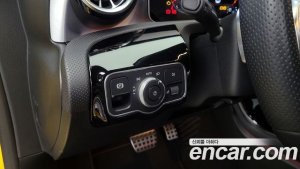 Mercedes-Benz CLA-Class CLA250 4MATIC 2020 года из Южной Кореи