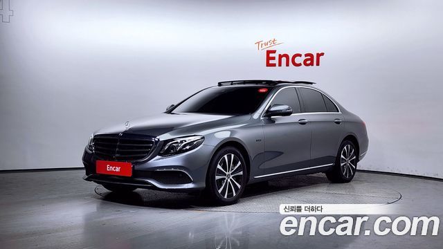 Mercedes-Benz E-Class E300e Exclusive 2019 года из Кореи