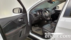 Jeep Cherokee 3.2 Trailhawk AWD 2020 года из Южной Кореи