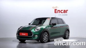 Mini Cooper 5Door DEFAULT 2021 года из Южной Кореи