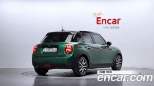 Mini Cooper 5Door DEFAULT 2021 года из Южной Кореи