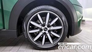 Mini Cooper 5Door DEFAULT 2021 года из Южной Кореи