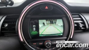 Mini Cooper 5Door DEFAULT 2021 года из Южной Кореи