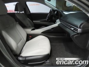 Hyundai AVANTE 1.6 2021 года из Южной Кореи
