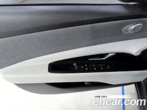 Hyundai AVANTE 1.6 2021 года из Южной Кореи