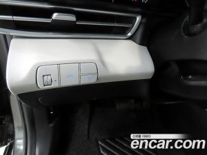 Hyundai AVANTE 1.6 2021 года из Южной Кореи