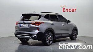 Kia Seltos Бензин 1.6 Turbo 4WD 2022 года из Южной Кореи