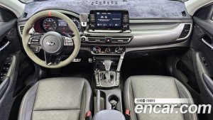 Kia Seltos Бензин 1.6 Turbo 4WD 2022 года из Южной Кореи