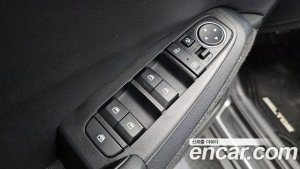 Kia Seltos Бензин 1.6 Turbo 4WD 2022 года из Южной Кореи