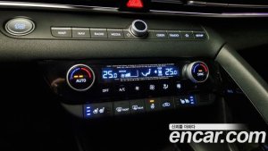 Hyundai AVANTE 1.6 2021 года из Южной Кореи
