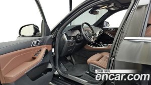 BMW X5 xDrive 40i xLine 2021 года из Южной Кореи