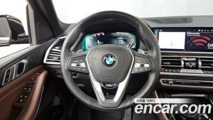 BMW X5 xDrive 40i xLine 2021 года из Южной Кореи