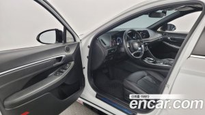 Hyundai Sonata 2.0 2022 года из Южной Кореи