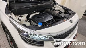 Kia Seltos Бензин 1.6 Turbo 2WD 2020 года из Южной Кореи