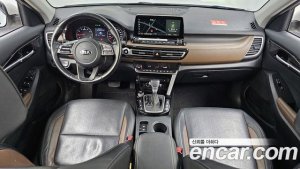 Kia Seltos Бензин 1.6 Turbo 2WD 2020 года из Южной Кореи