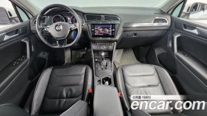 Volkswagen Tiguan 2.0 TDI Premium 2020 года из Южной Кореи