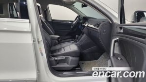 Volkswagen Tiguan 2.0 TDI Premium 2020 года из Южной Кореи