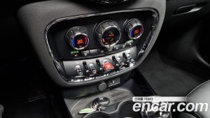 Mini Clubman High 2021 года из Южной Кореи