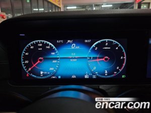 Mercedes-Benz E-Class E220d 4MATIC AMG Line 2021 года из Южной Кореи