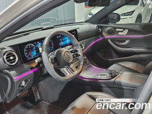 Mercedes-Benz E-Class E220d 4MATIC AMG Line 2021 года из Южной Кореи