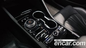 Kia K5 2.0 2021 года из Южной Кореи