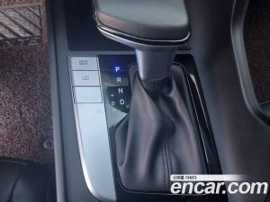 Hyundai AVANTE 1.6 2021 года из Южной Кореи
