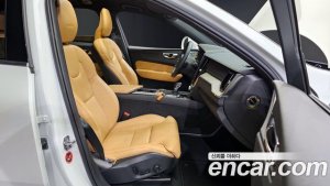 Volvo XC60 T6 Inscription 2020 года из Южной Кореи