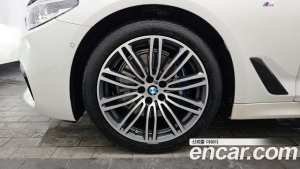 BMW 5-Series 530i xDrive M Sport Plus 2020 года из Южной Кореи