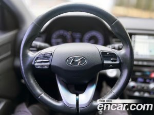 Hyundai AVANTE 1.6 2020 года из Южной Кореи